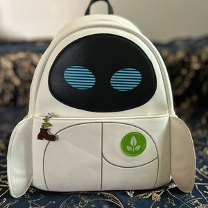 Wall-e’s Eve Loungefly backpack